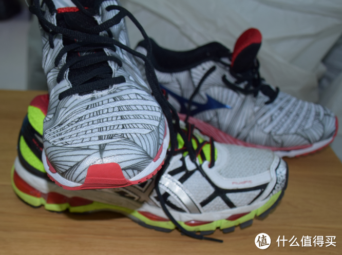 *级支撑 — Mizuno 美津浓 Wave Paradox/Asics 亚瑟士K21跑鞋使用对比