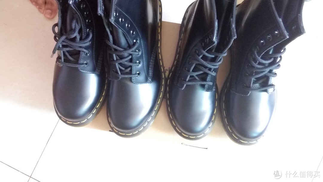 初见，难忘！我的第一双靴子来自 Dr. Martens 1460经典硬皮马丁靴