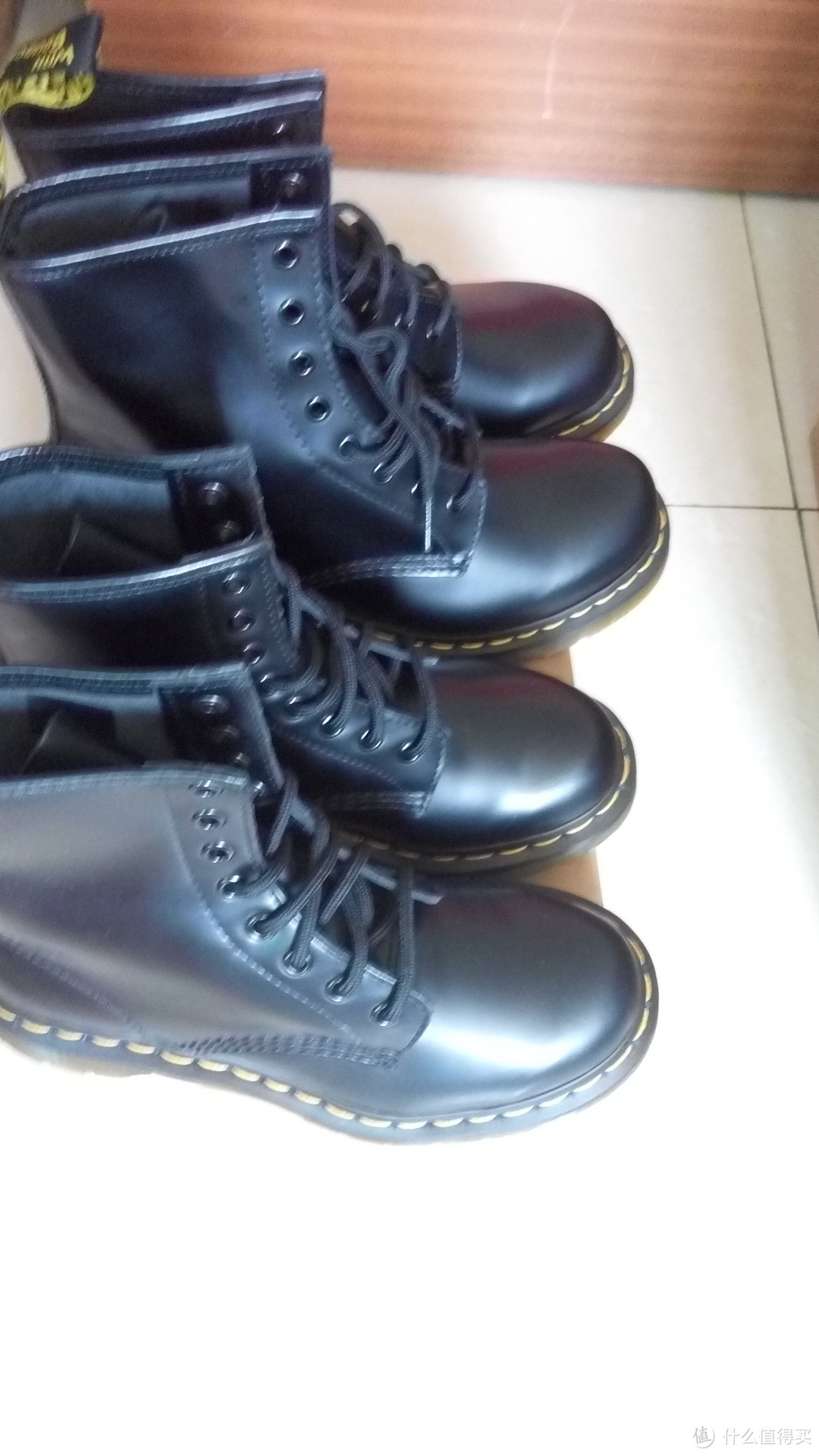 初见，难忘！我的第一双靴子来自 Dr. Martens 1460经典硬皮马丁靴