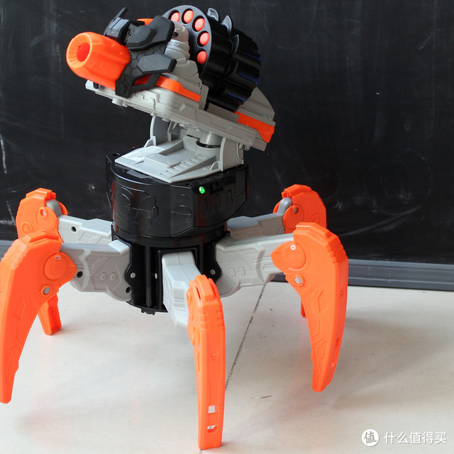 萌蠢属性加持 TerraDrone 遥控战斗机械生物