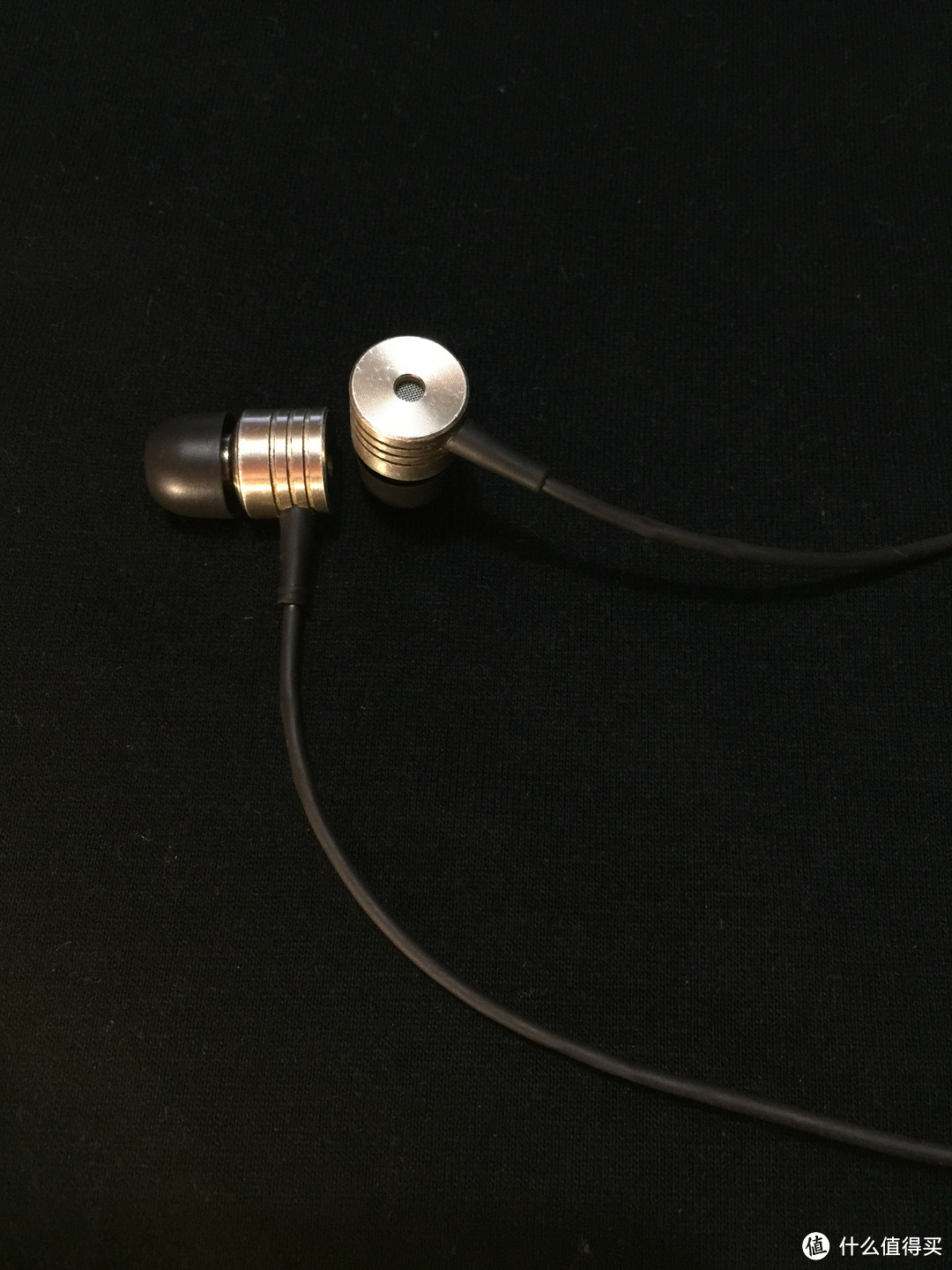 入门耳机晒单体验 — Astrotec 阿思翠 AX35 对比 小米活塞耳机