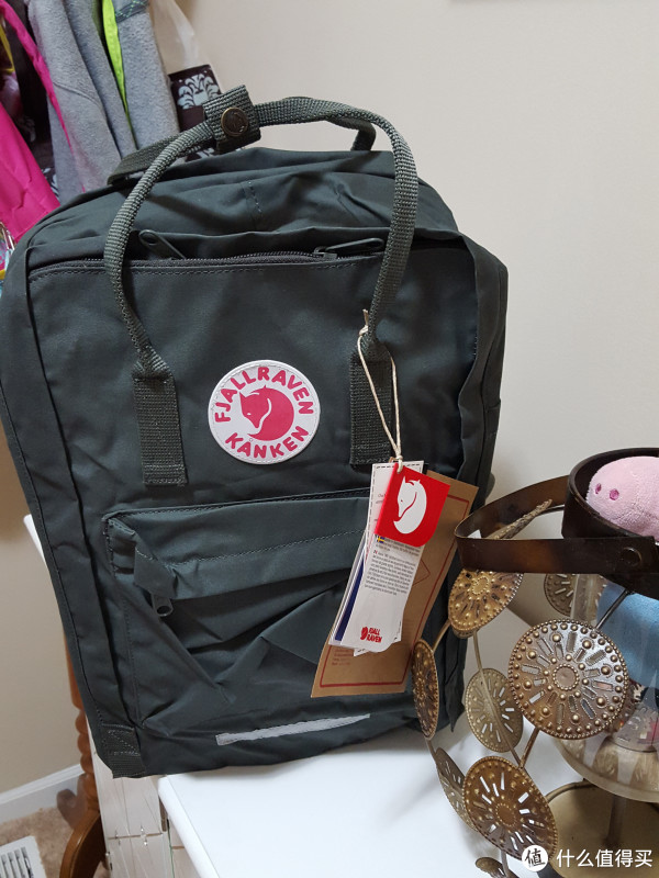 来自远方的小狐狸:fjallraven 北极狐 kanken laptop 17 双肩包