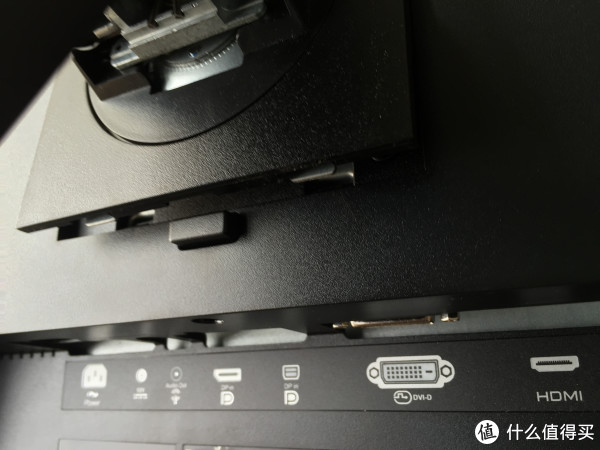 Dell 戴尔 27寸 IPS广色域显示器 U2713H