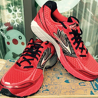 一双艳丽的红“孩”儿：Brooks 布鲁克斯 Adrenaline GTS 14 次*级支撑系跑鞋