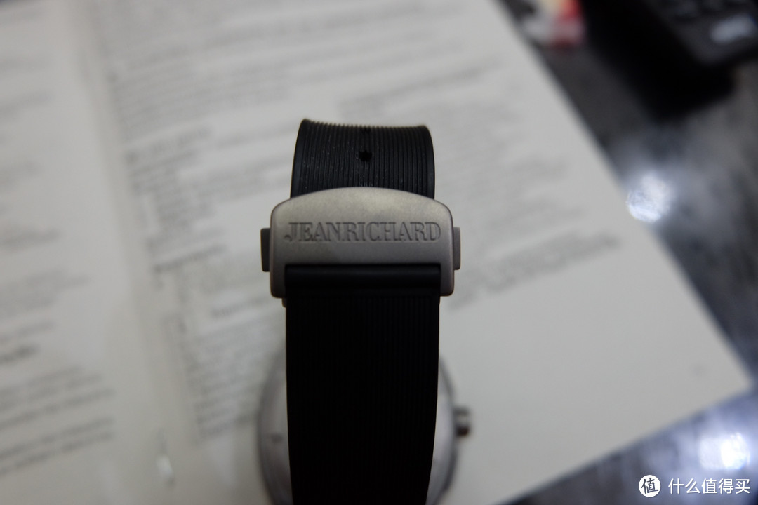 小众中的小众选择:Jean Richard 尚维沙 Aquascope 60400-11B401-11A 男士潜水表