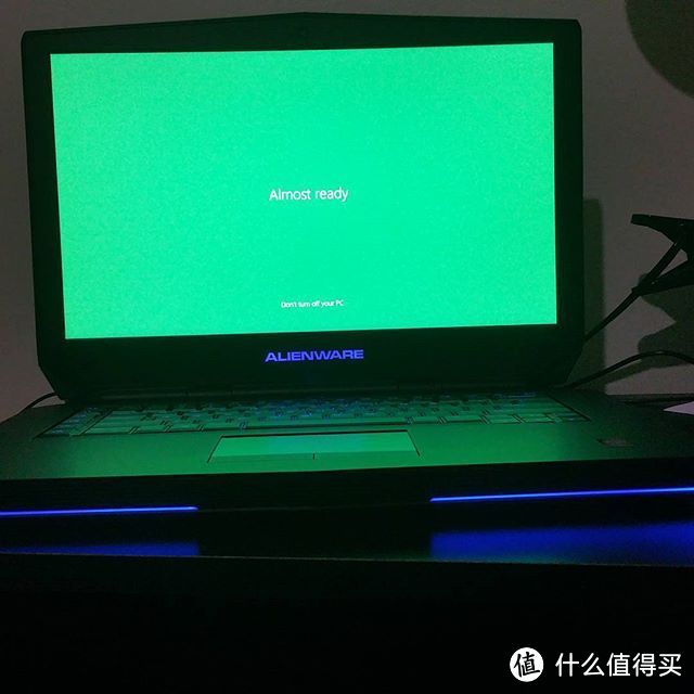 Alienware 15 笔记本电脑使用简测