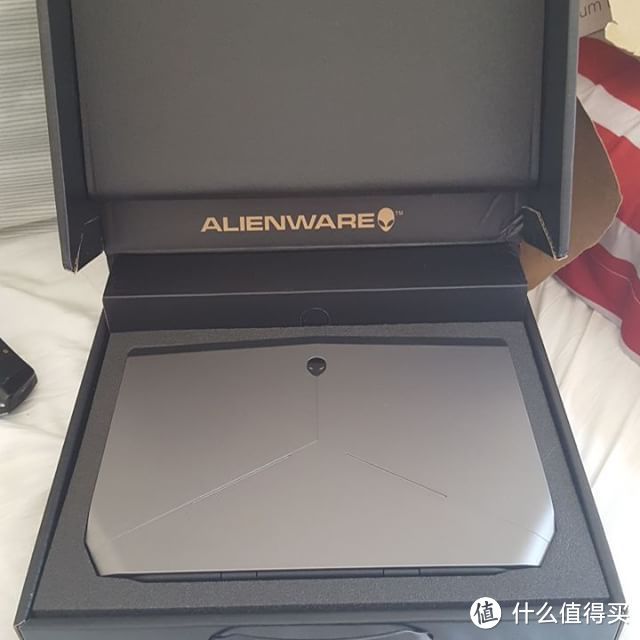 Alienware 15 笔记本电脑使用简测