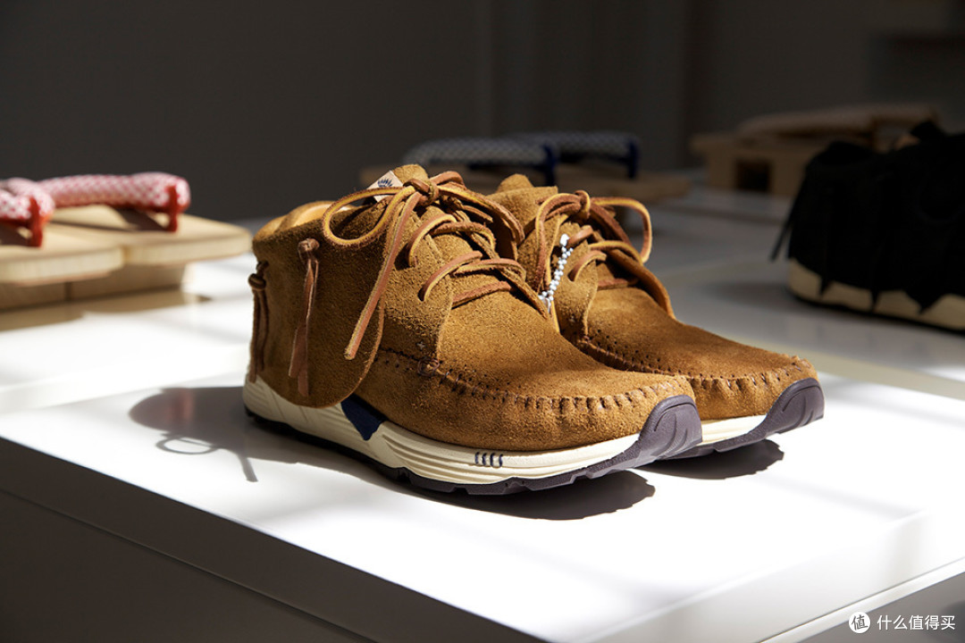使用全新缓震中底:VISVIM 2016 春夏系列 部分单品 抢先预览