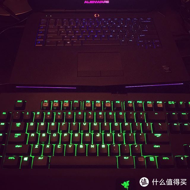 Alienware 15 笔记本电脑使用简测