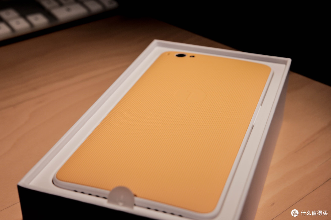 锤子 坚果 u1 橙色 32g 情怀开箱