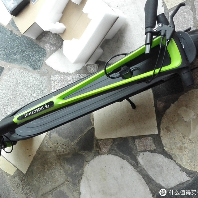 INMOTION 乐行 L6 电动滑板车