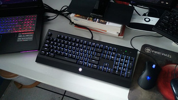 穷人的RGB轴机械键盘：地狱火 机械键盘 RGB版开箱
