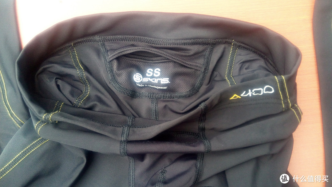 我的跑步装备之服装篇：SKINS 思金斯 A400 压缩衣裤、迪卡侬紧身衣