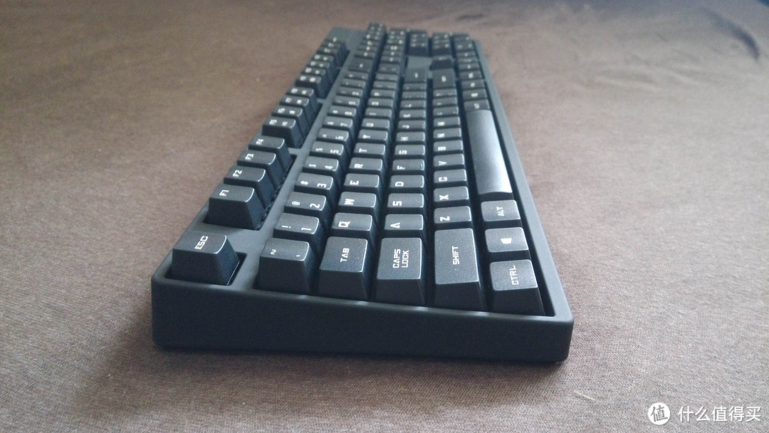 码农的第一款机械：CoolerMaster 酷冷至尊 烈焰枪 XT104 青轴