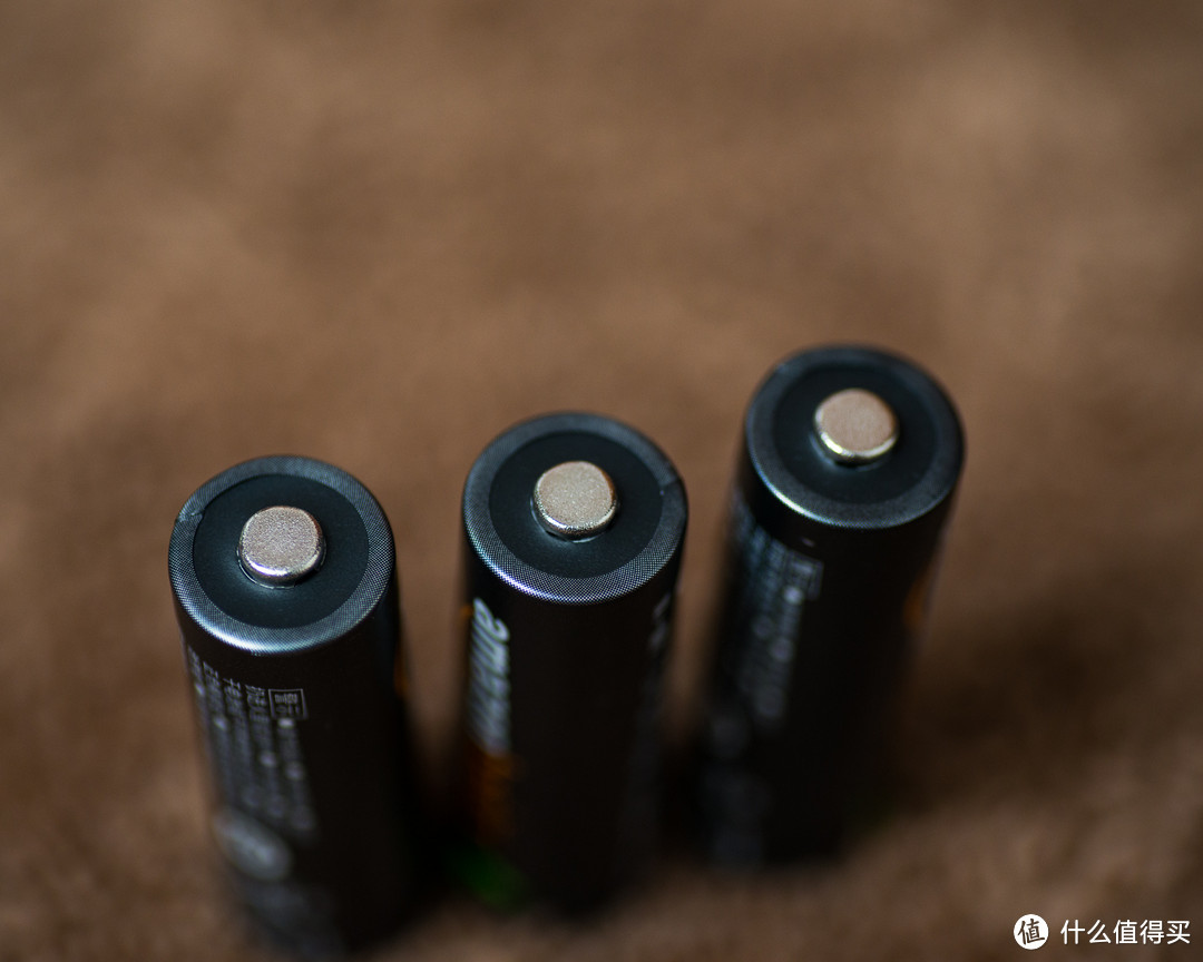 像爱老婆一样爱电池：AmazonBasics 亚马逊倍思 AA 2500mAh 充电电池展示