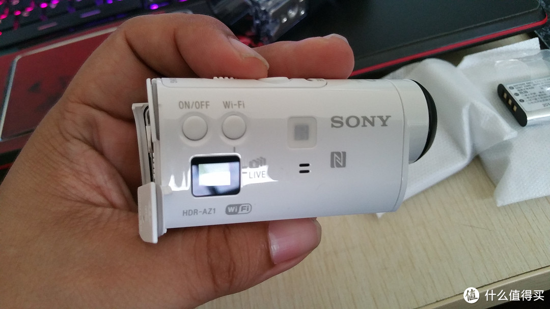 运动生活由你开始：SONY索尼 AZ1 运动摄像机