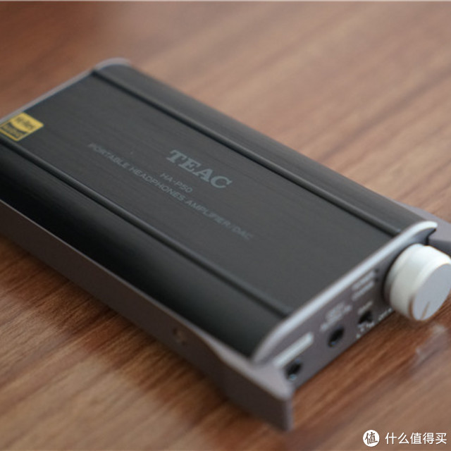 安桥HA200的双胞胎兄弟：TEAC HA-P50 便携式耳机放大器