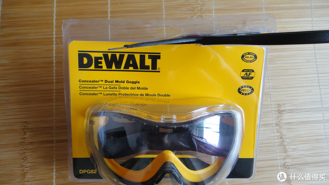 为了更好的干活先要保护好自己：美亚入手 DEWALT 得伟 DPG82-11C 护目镜