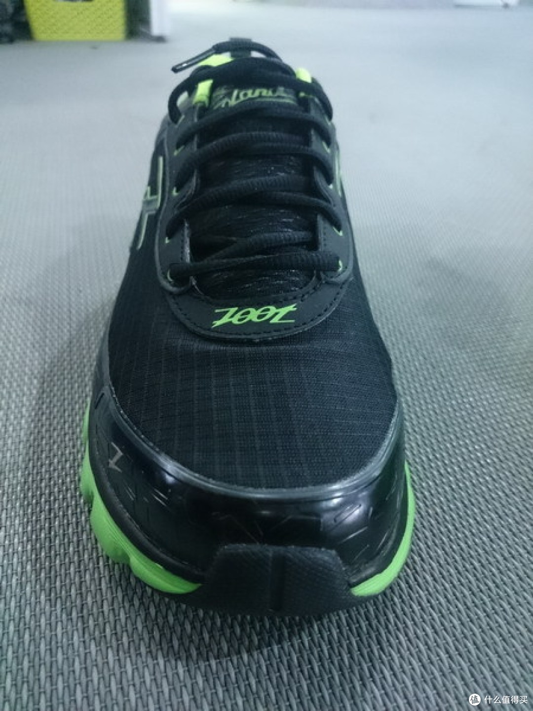 2014 秋冬款 Zoot Solana ACR 训练跑鞋评测