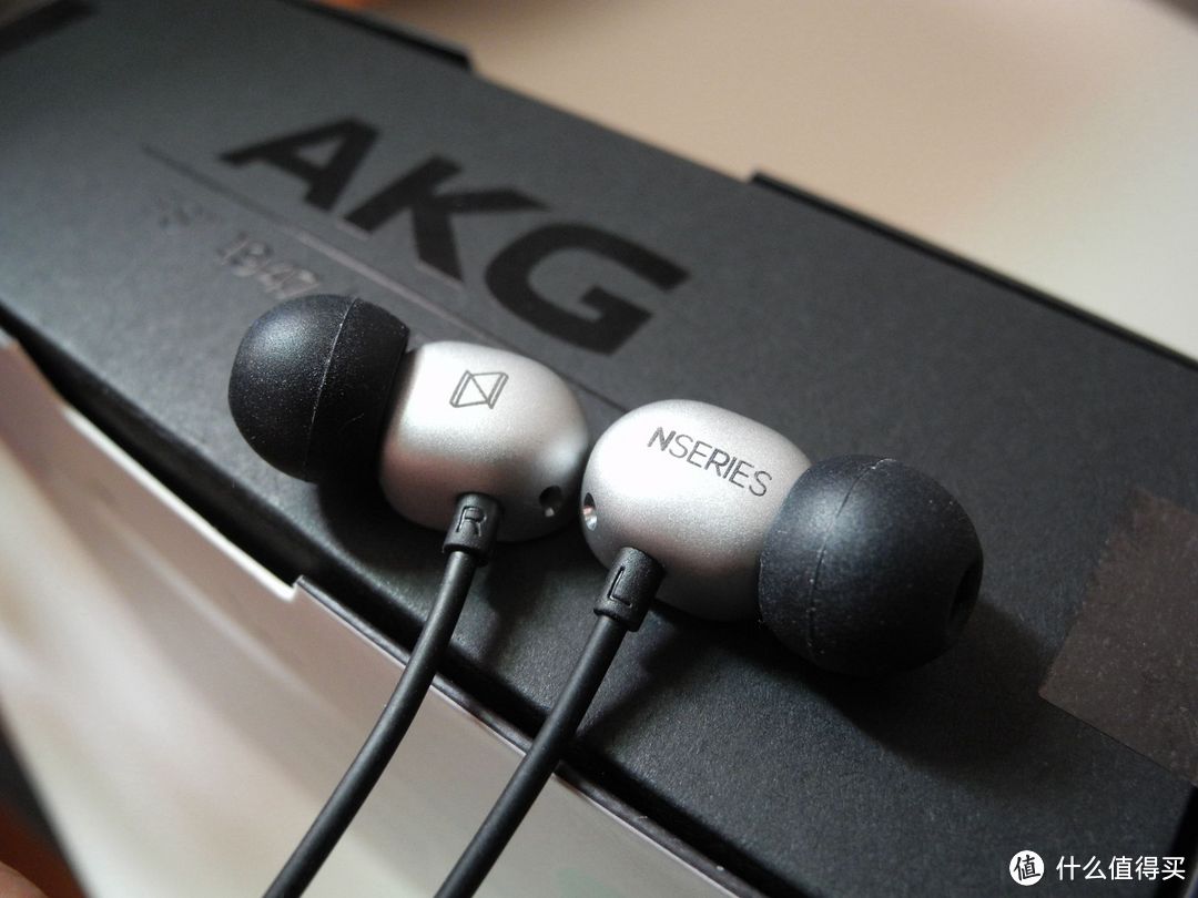 小而美的手机配塞 AKG N20入耳式耳机 首发开箱