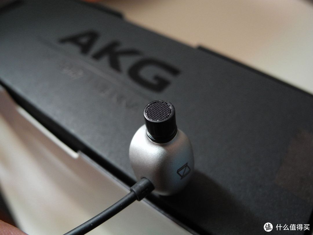 小而美的手机配塞 AKG N20入耳式耳机 首发开箱