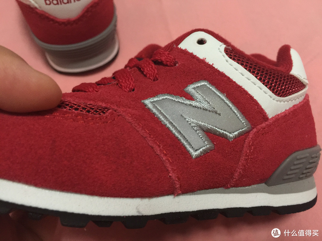 给儿子的小礼物，美国入手new balance 574童鞋和adidas Originals SL Loop 运动童鞋