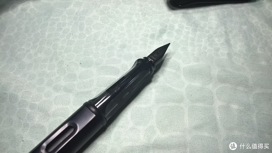伪文青的必备之物——LAMY 凌美 AL-Star 碳黑限量 钢笔