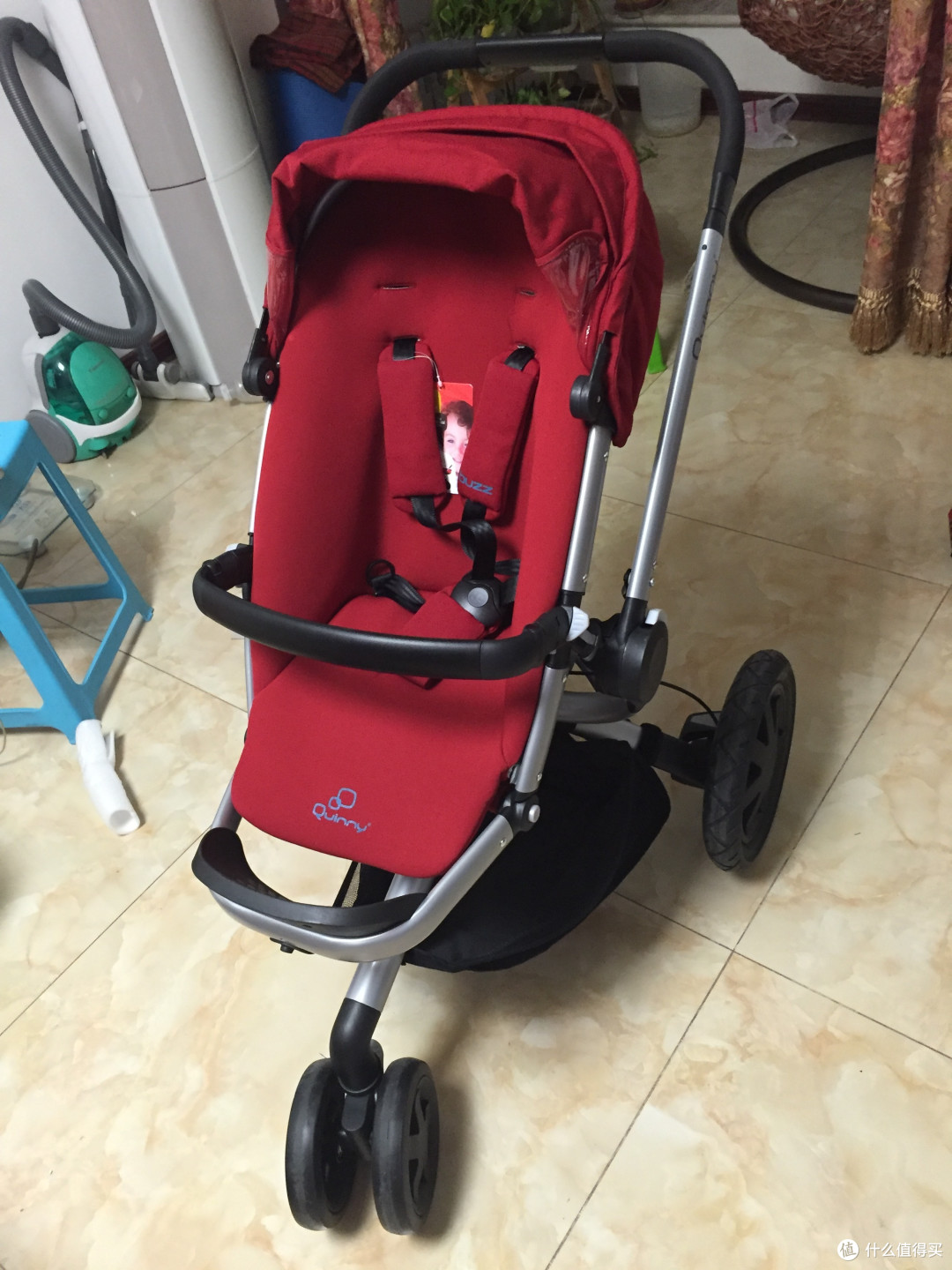 Quinny 奎尼 BUZZ3 婴儿推车开箱晒照