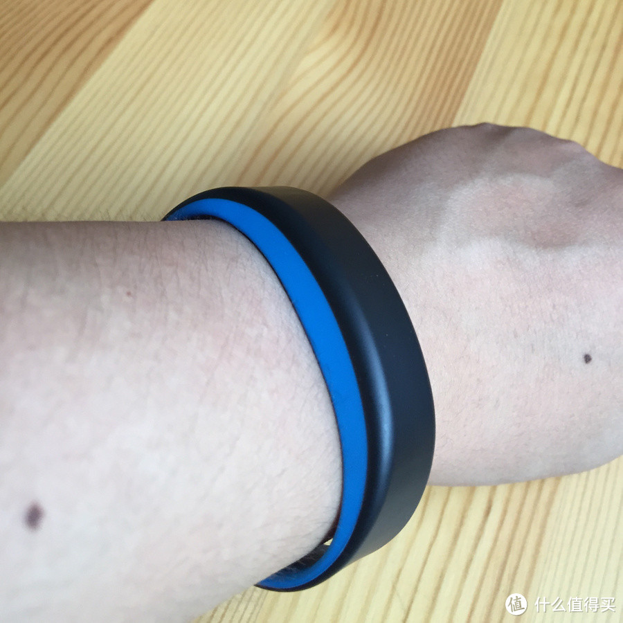 GARMIN 佳明 vivosmart 智能手环 红蓝情侣款 开箱体验