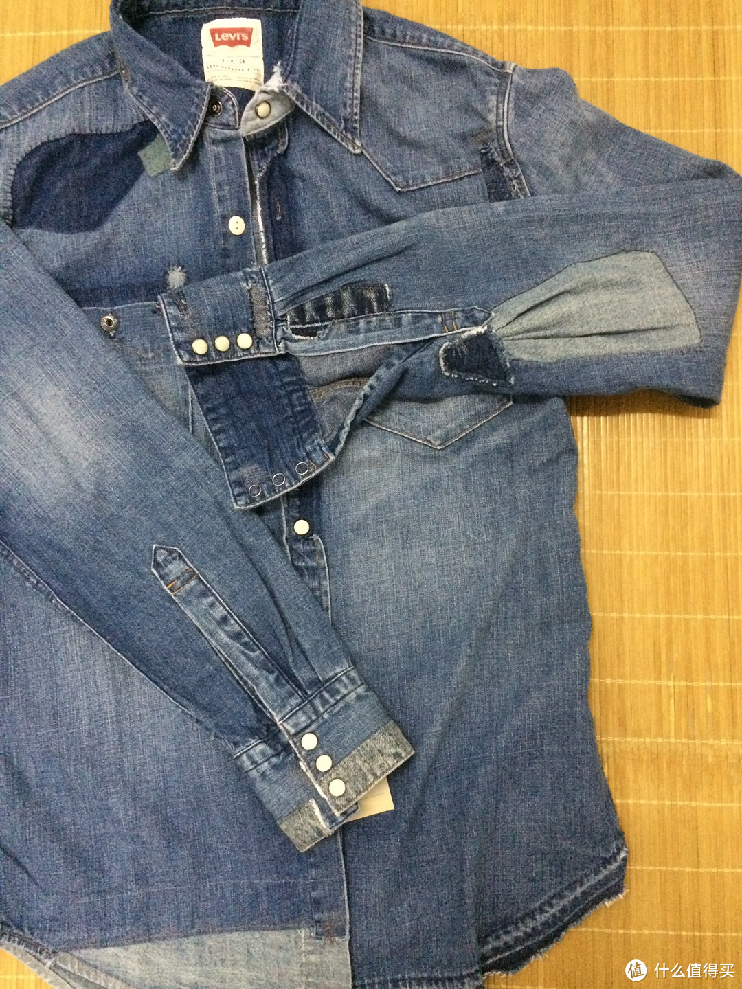 一次成功的尺寸选择 — Levi‘s男款牛仔衬衫