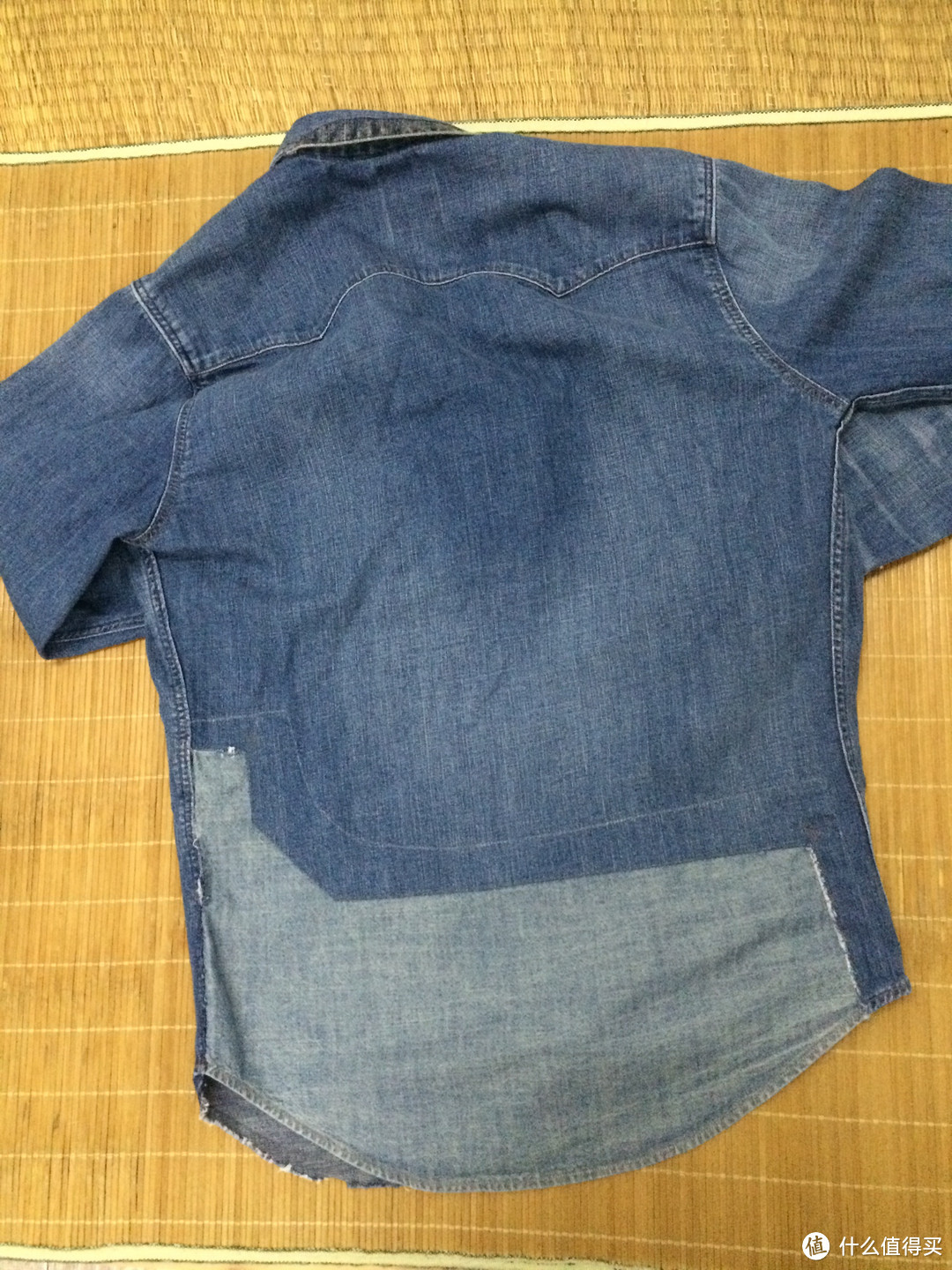 一次成功的尺寸选择 — Levi‘s男款牛仔衬衫