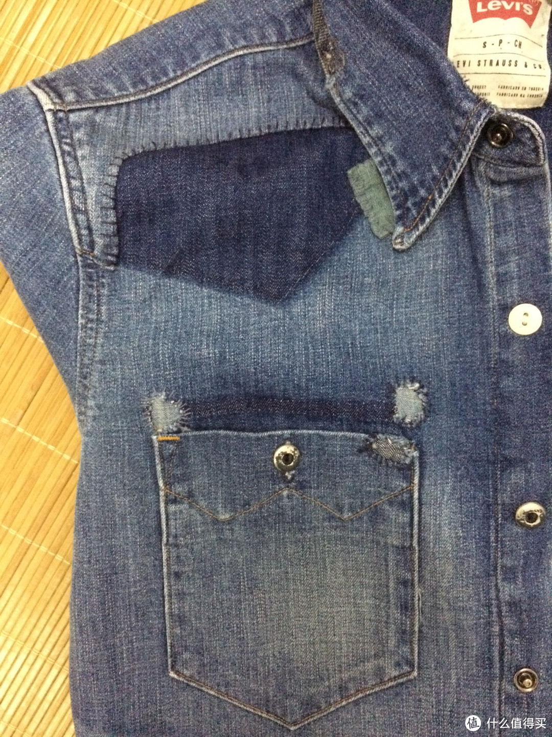 一次成功的尺寸选择 — Levi‘s男款牛仔衬衫