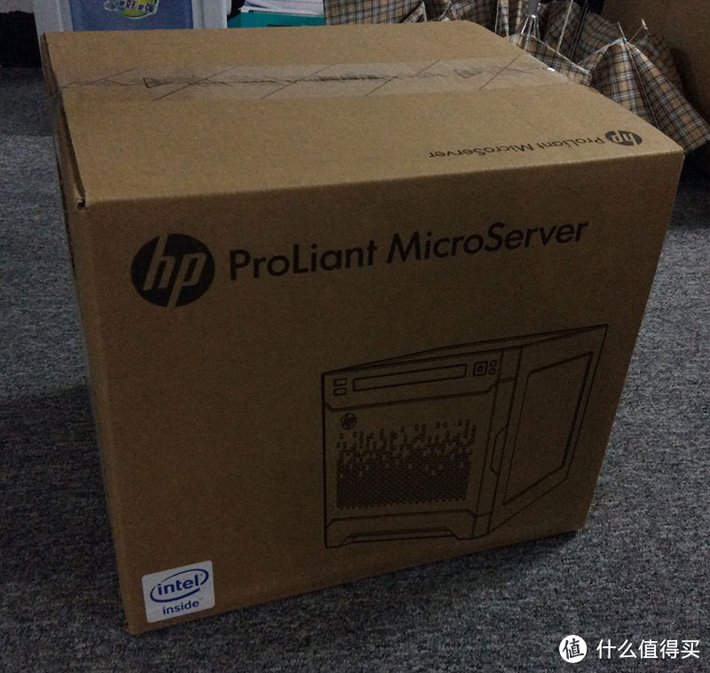 HP 惠普 MicroServer Gen8微型立式服务器 开箱