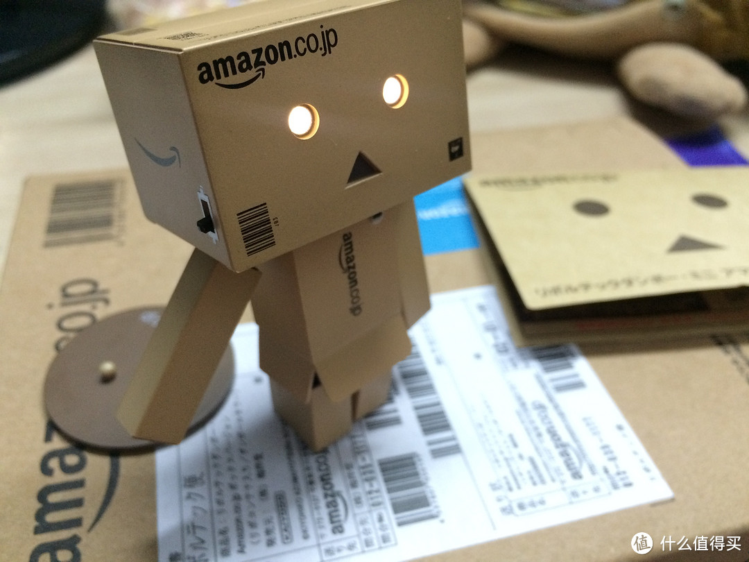日本亚马逊 阿楞 纸箱人玩偶