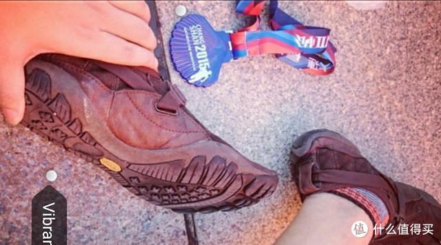 鼻孔哥 Vibram FiveFingers 五趾鞋 征战马拉松体验