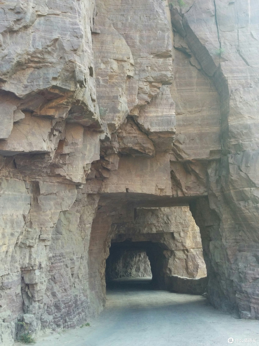 畅游世界第八大奇迹——郭亮绝壁公路