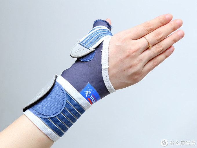 大屏手机弊端 腱鞘炎悄悄来到你身边 其他数码配件 什么值得买