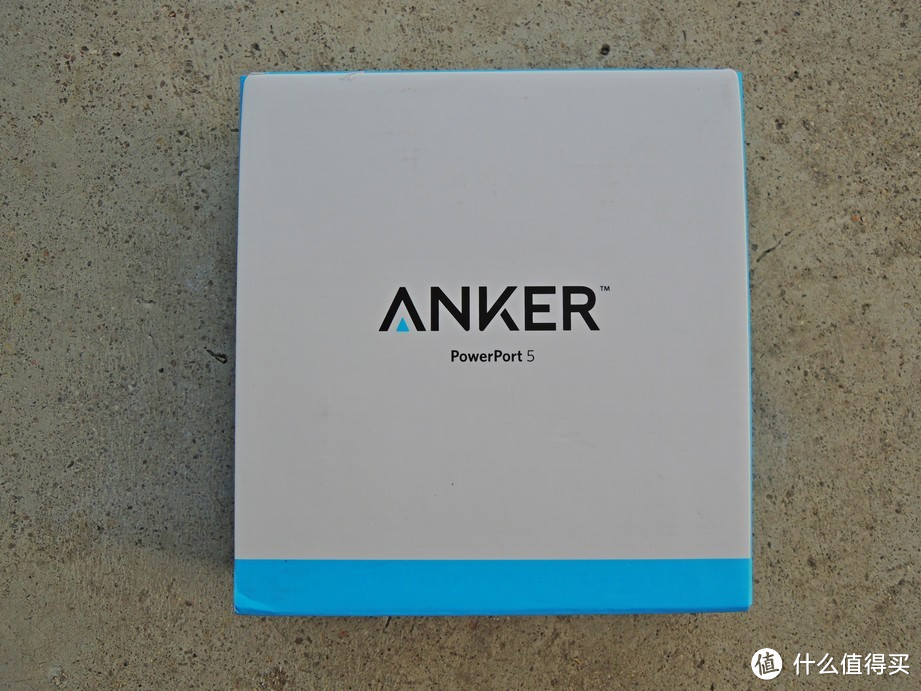 升级版 Anker PowerPort 5 40W 5口充电头开箱与直观感受