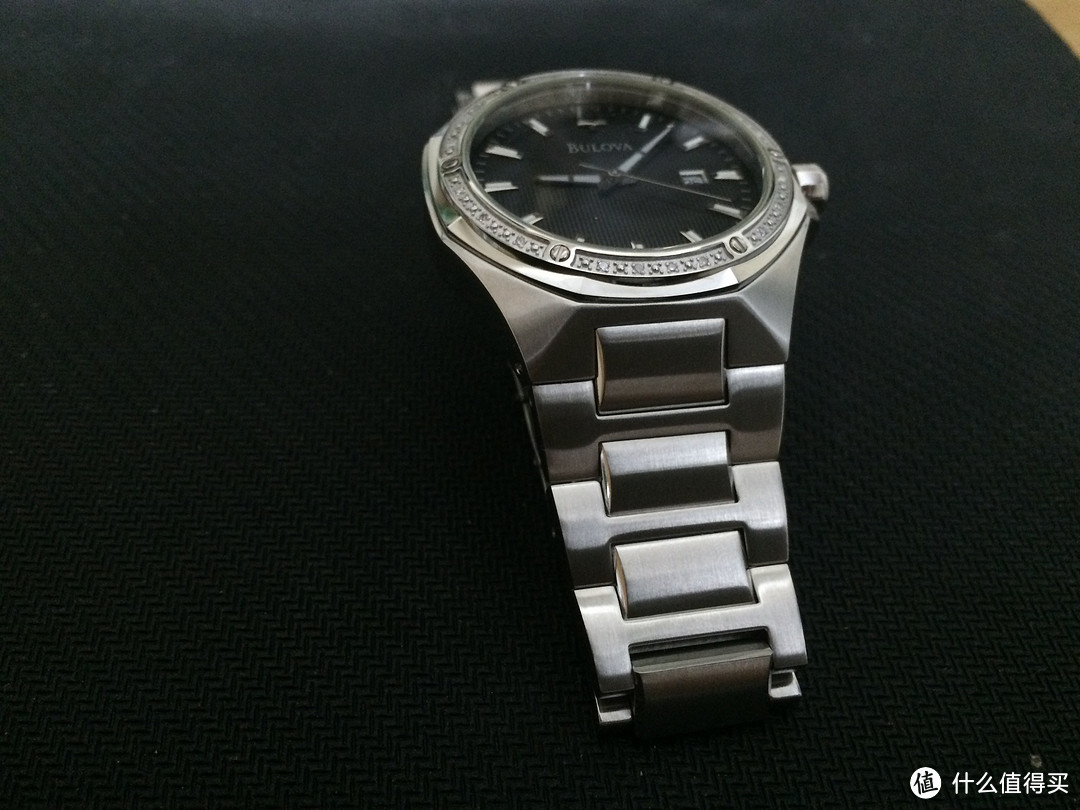 BULOVA 宝路华 女表 96R164 和 男表 96E111