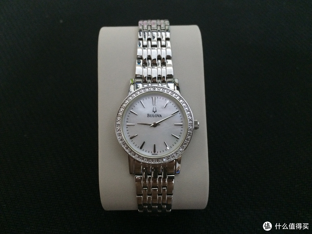 BULOVA 宝路华 女表 96R164 和 男表 96E111