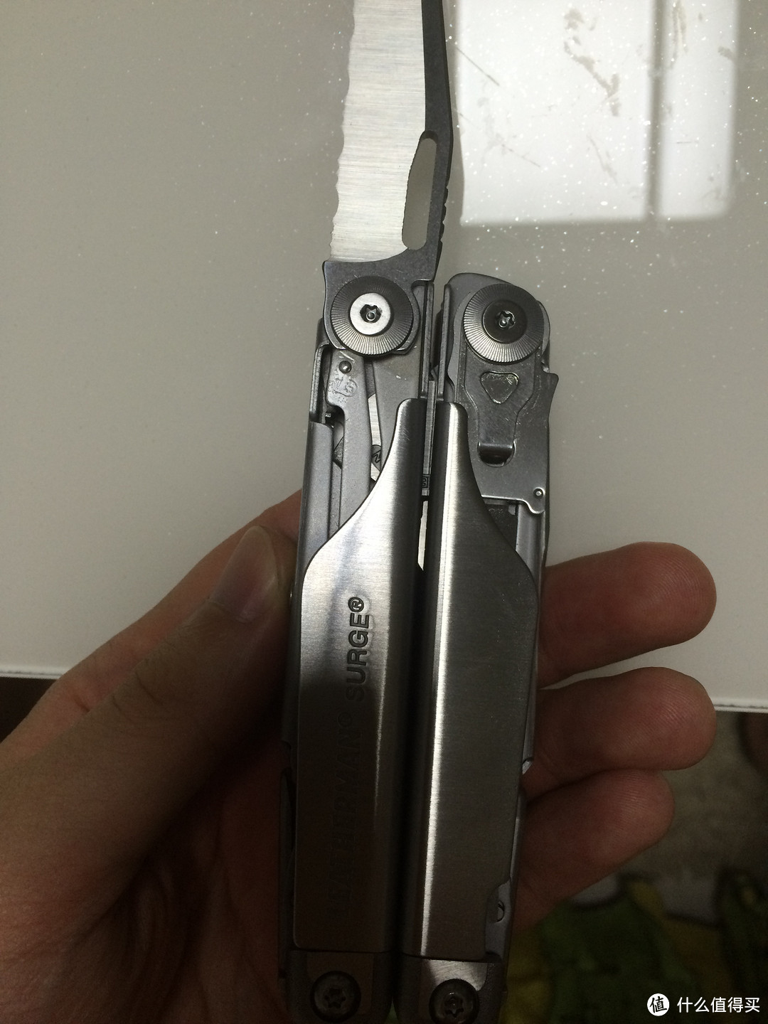 Leatherman 莱泽曼与 Victorinox 维氏 部分多功能工具的对比