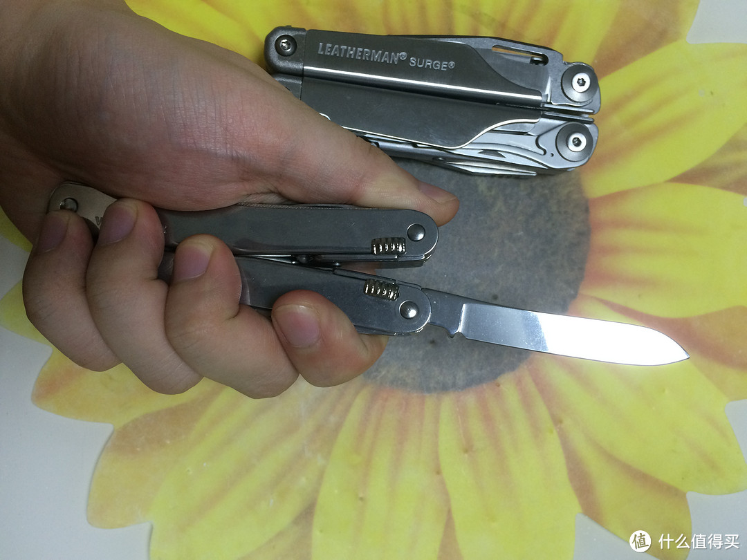 Leatherman 莱泽曼与 Victorinox 维氏 部分多功能工具的对比