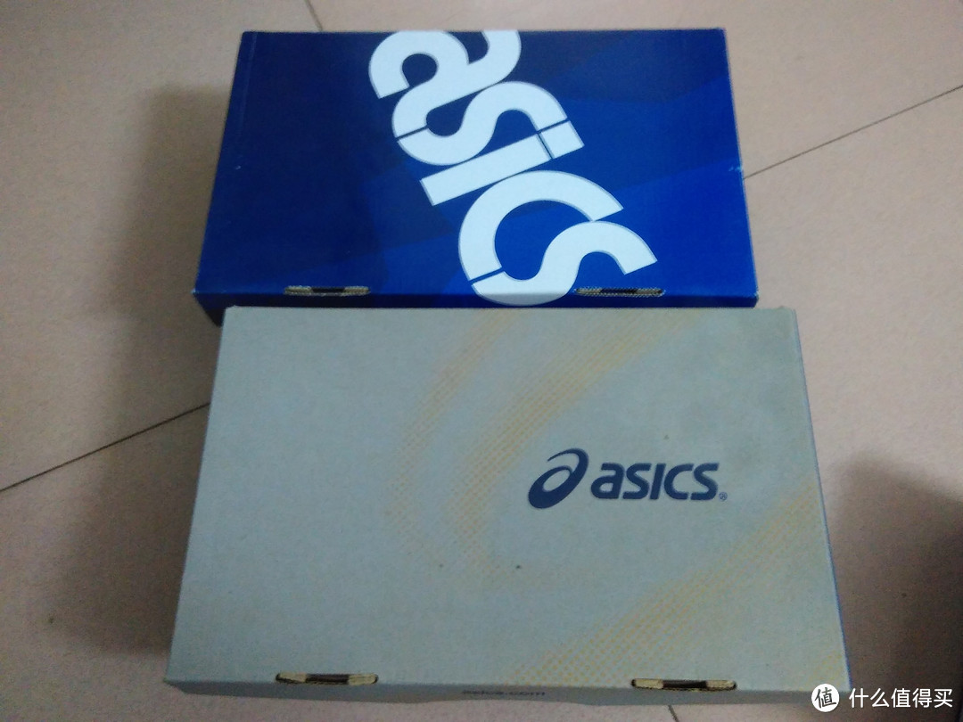 入手 ASICS 亚瑟士 跑鞋 和 MINNETONKA 迷你唐卡 平底鞋 附鞋码参考