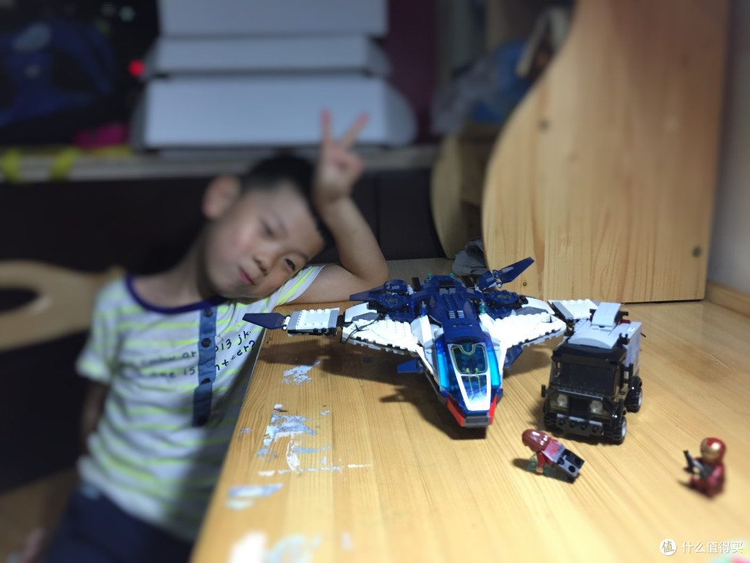 小手拼出大世界:纪念儿子的第一个外国偶像组合 LEGO 乐高 76032