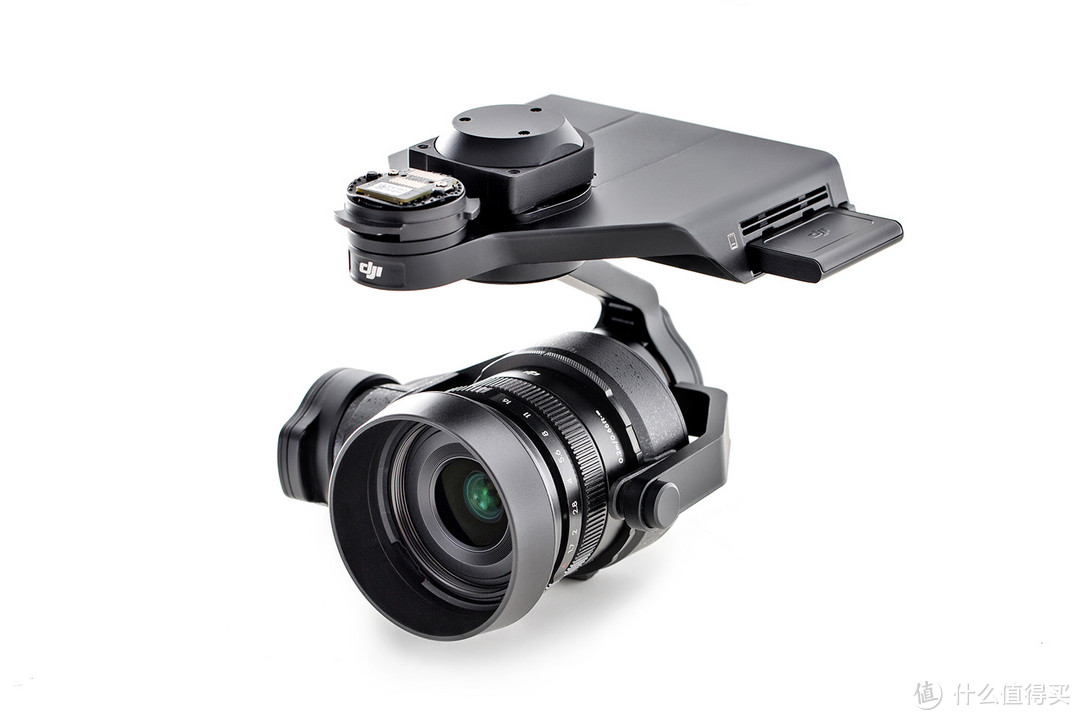 M4/3要上天了：DJI 大疆 推出 禅思X5 / X5R 航拍相机 最高售价49999元