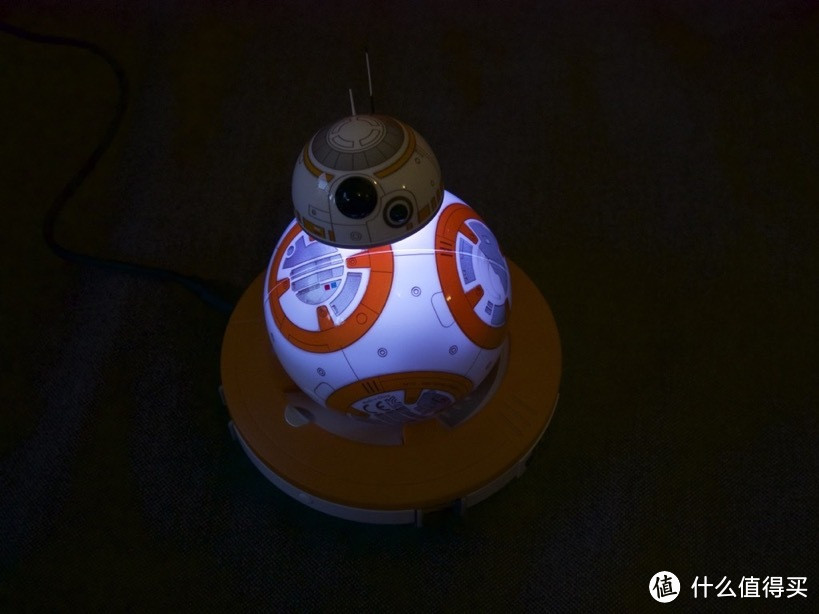 原力逗猫 — Sphero BB-8 星球大战7 遥控智能机器人 开箱