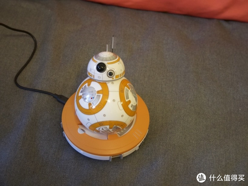 原力逗猫 — Sphero BB-8 星球大战7 遥控智能机器人 开箱