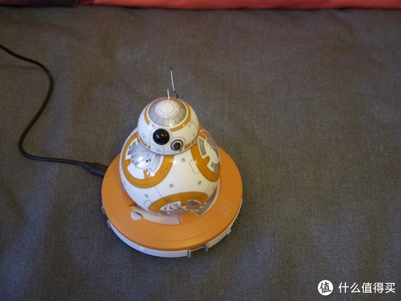 原力逗猫 — Sphero BB-8 星球大战7 遥控智能机器人 开箱