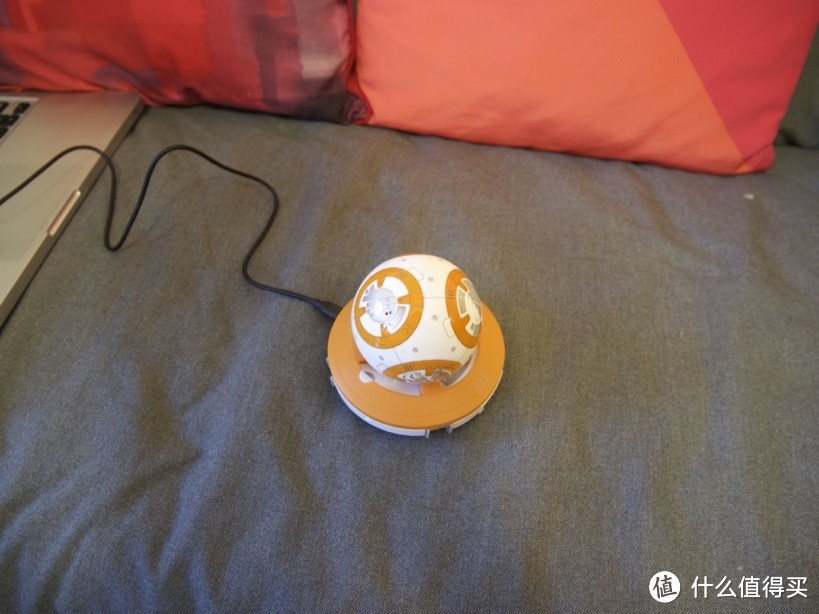 原力逗猫 — Sphero BB-8 星球大战7 遥控智能机器人 开箱