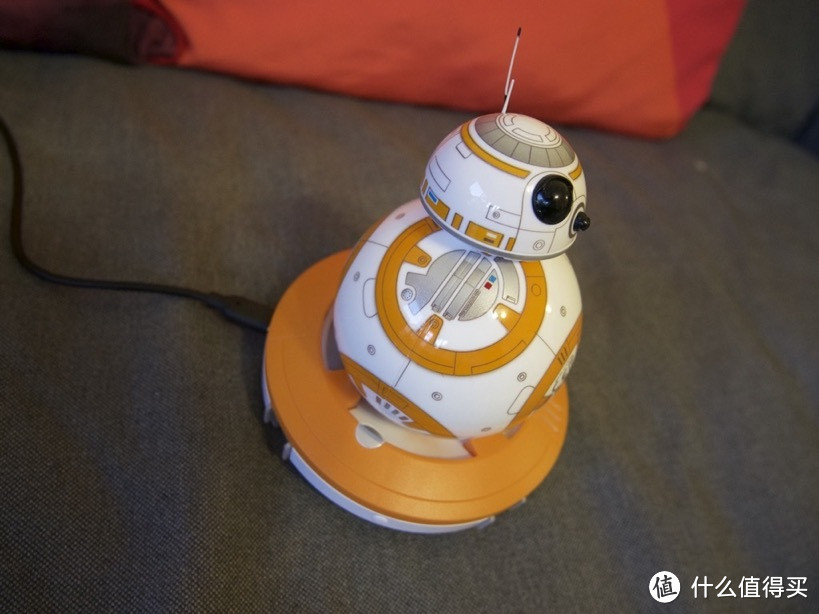 原力逗猫 — Sphero BB-8 星球大战7 遥控智能机器人 开箱